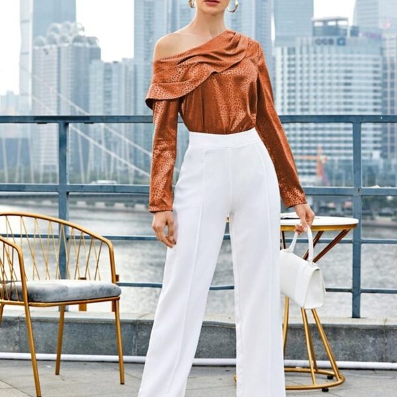 Contemporary Asymmetrical Neck Allover Jacquard Sa - Picture 5 of 7